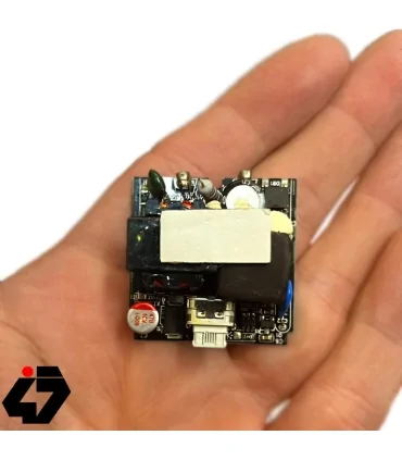 تغذیه سوئیچینگ PD با خروجی پایدار 5V و 9V